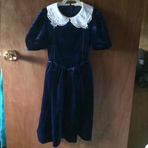 Rose Cottage Girls Christmas 🎄 Dress - BRAND NEW!